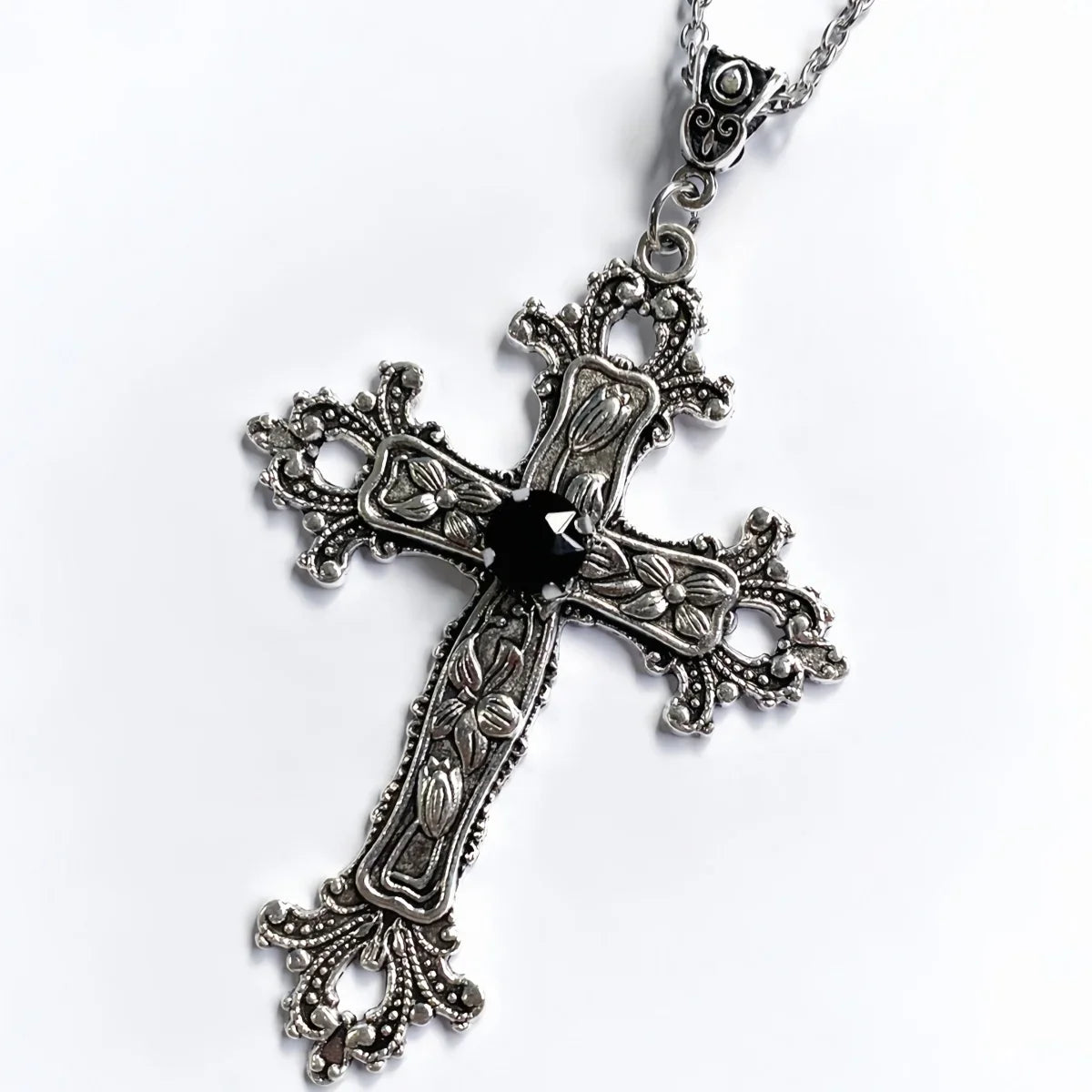 Punk Crystal Big Cross Pendant Necklaces for Women Men Gothic Irregular Cross Clavicle Chain Necklaces Aesthetic Jewelry